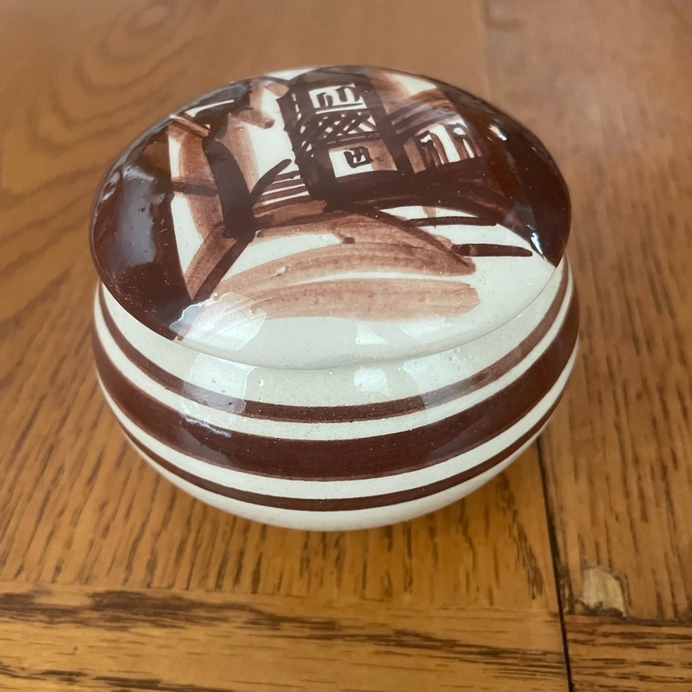 vintage Mexican ceramic trinket box 2.5”